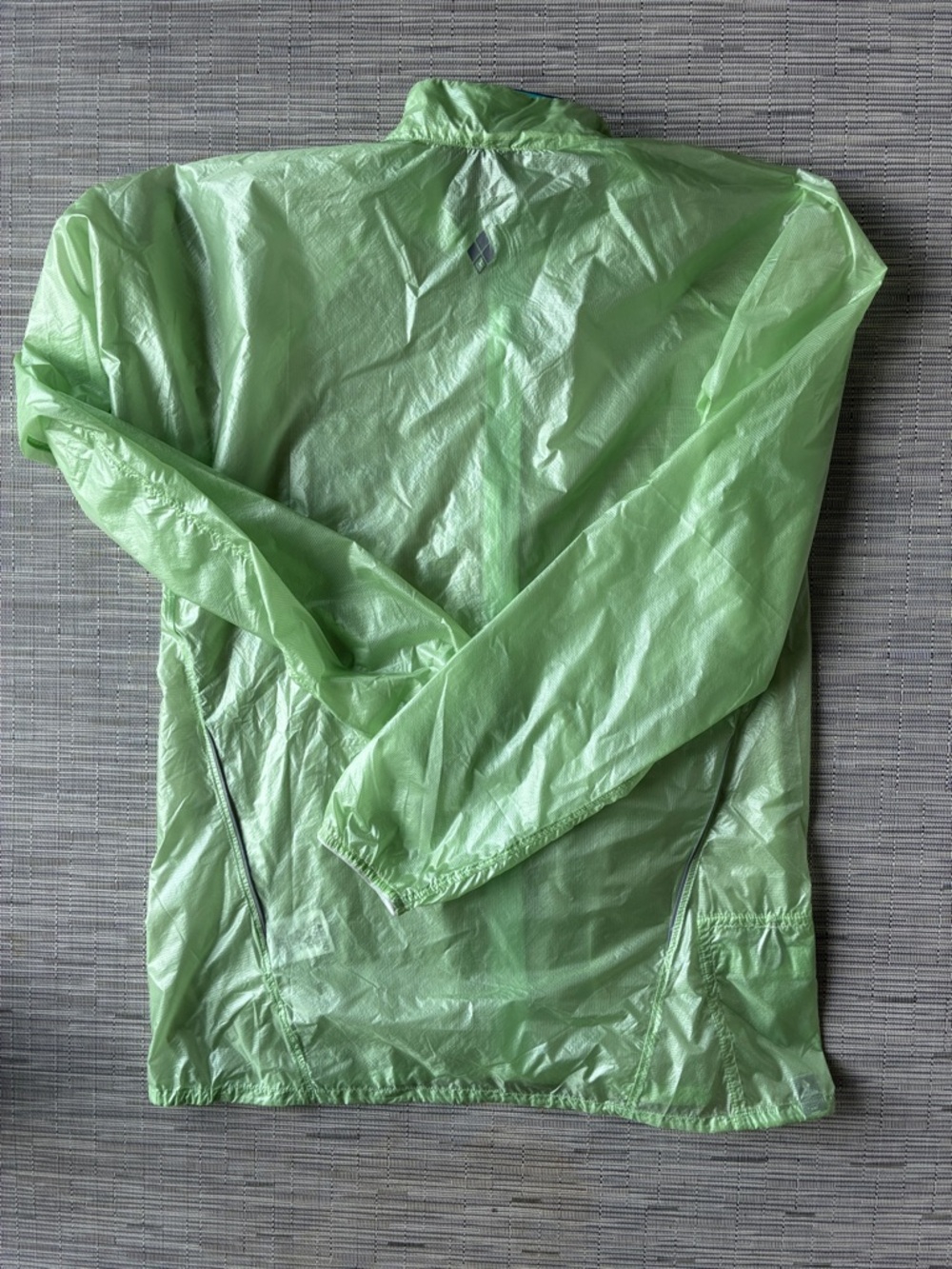 NWT Montbell Ballistic Airlight Jacket - Light Green - Picture 5 of 5